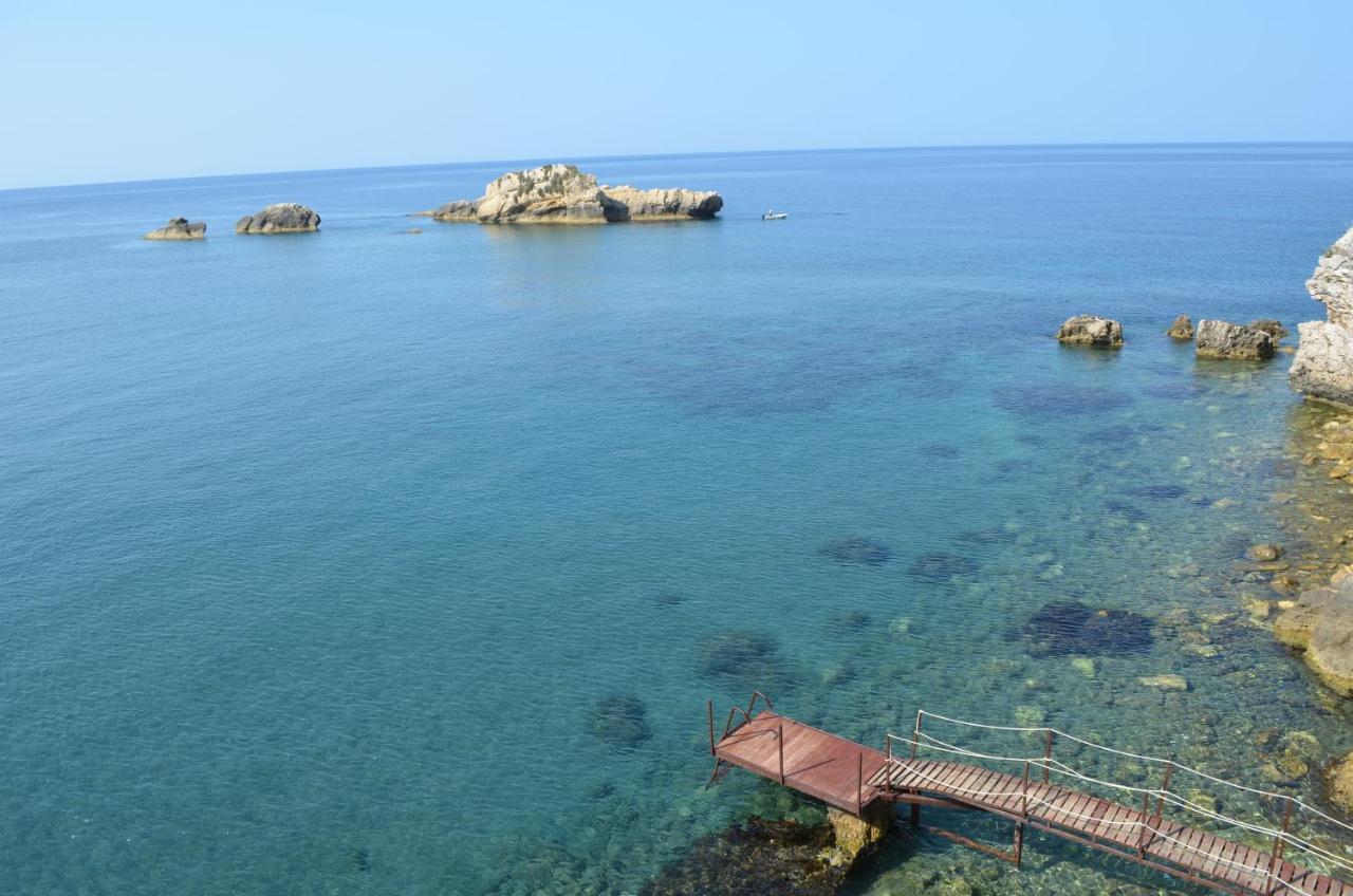 Eneida * Ulcinj